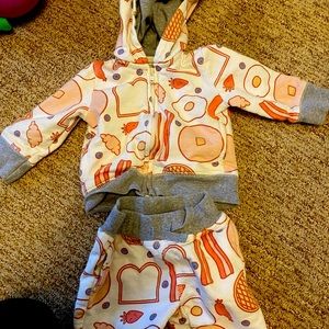 Monica + Andy brunch jogger & hoodie set